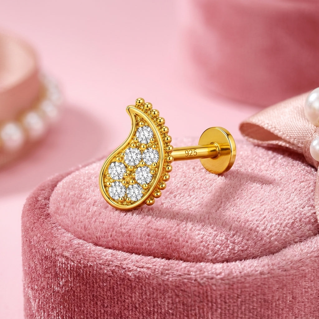 Paisley Pave Nose Pin - size and scale reference
