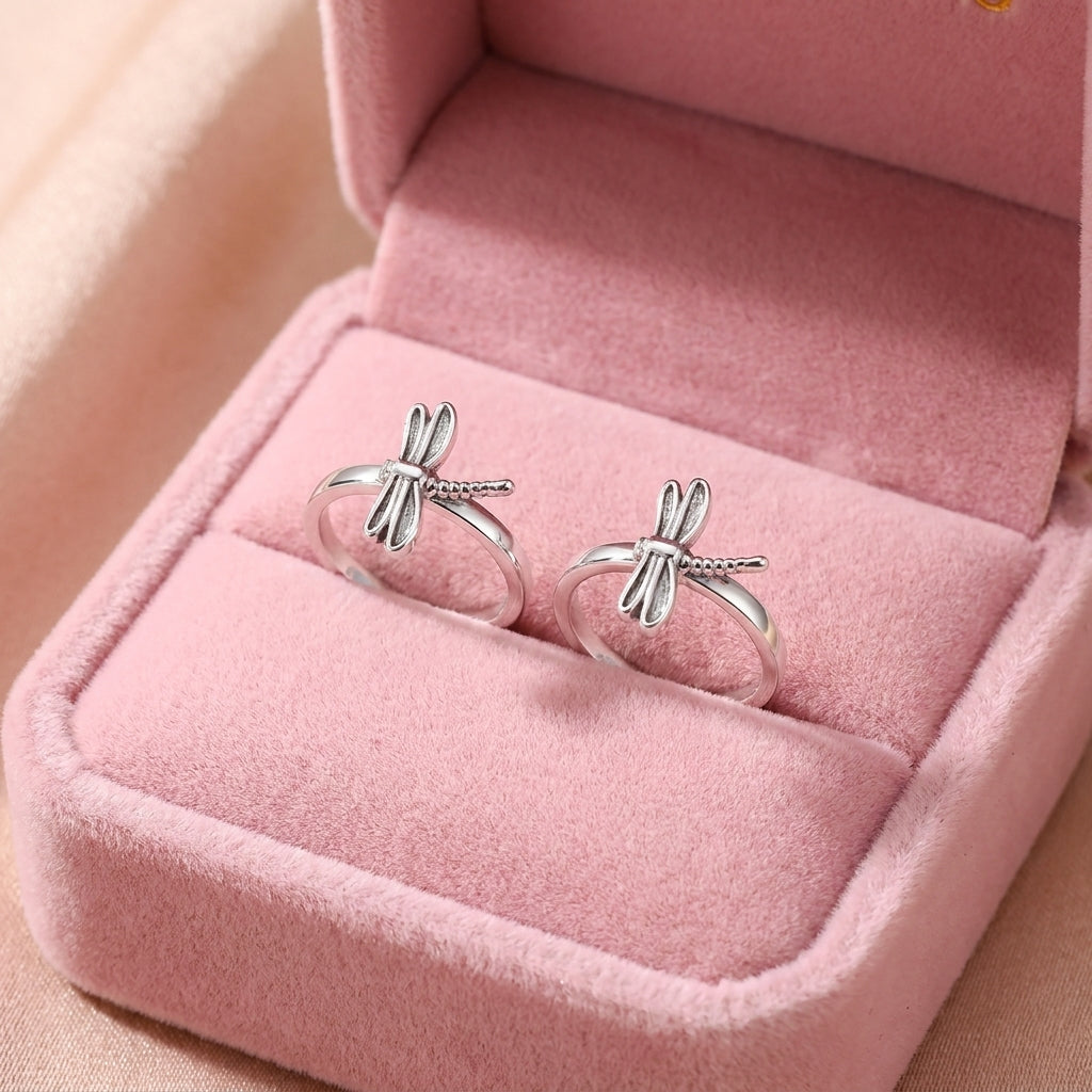 Dragonfly Sterling Silver Toe Rings - close-up detail