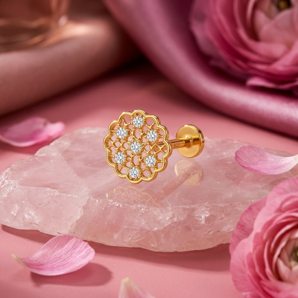 Jali Lattice Nose Ring - size and scale reference