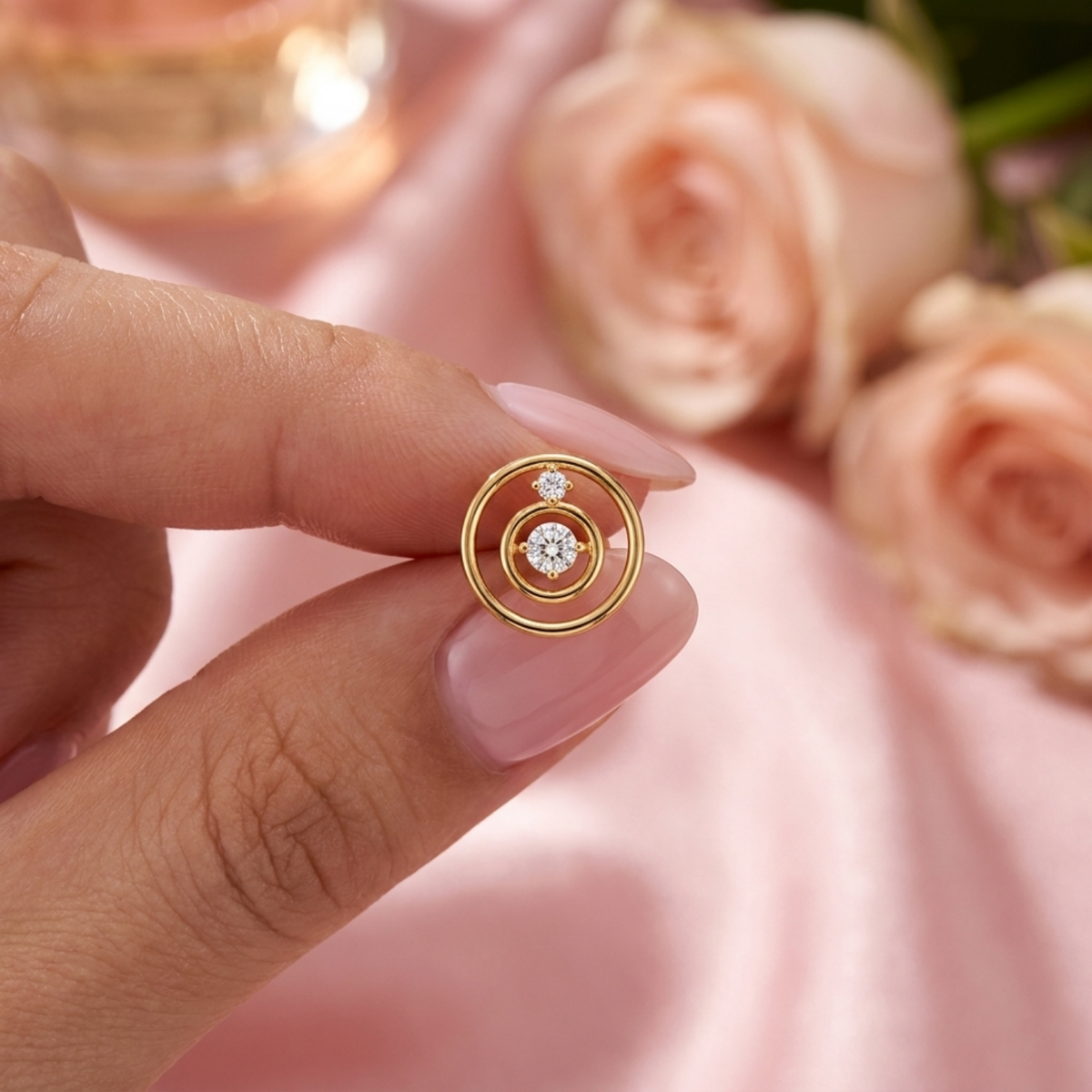 Double Circle Nose Pin - back view with clasp